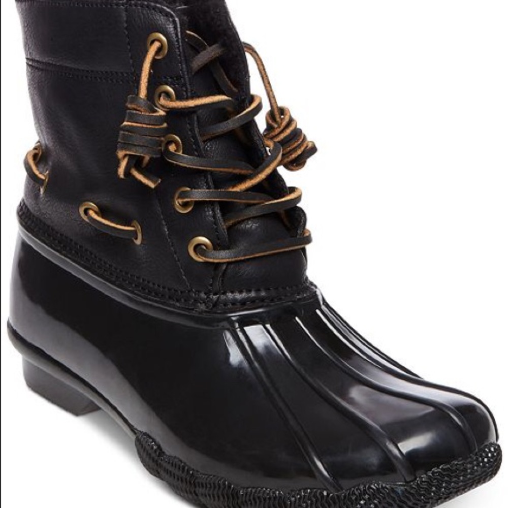 Steve Madden women snow boots!